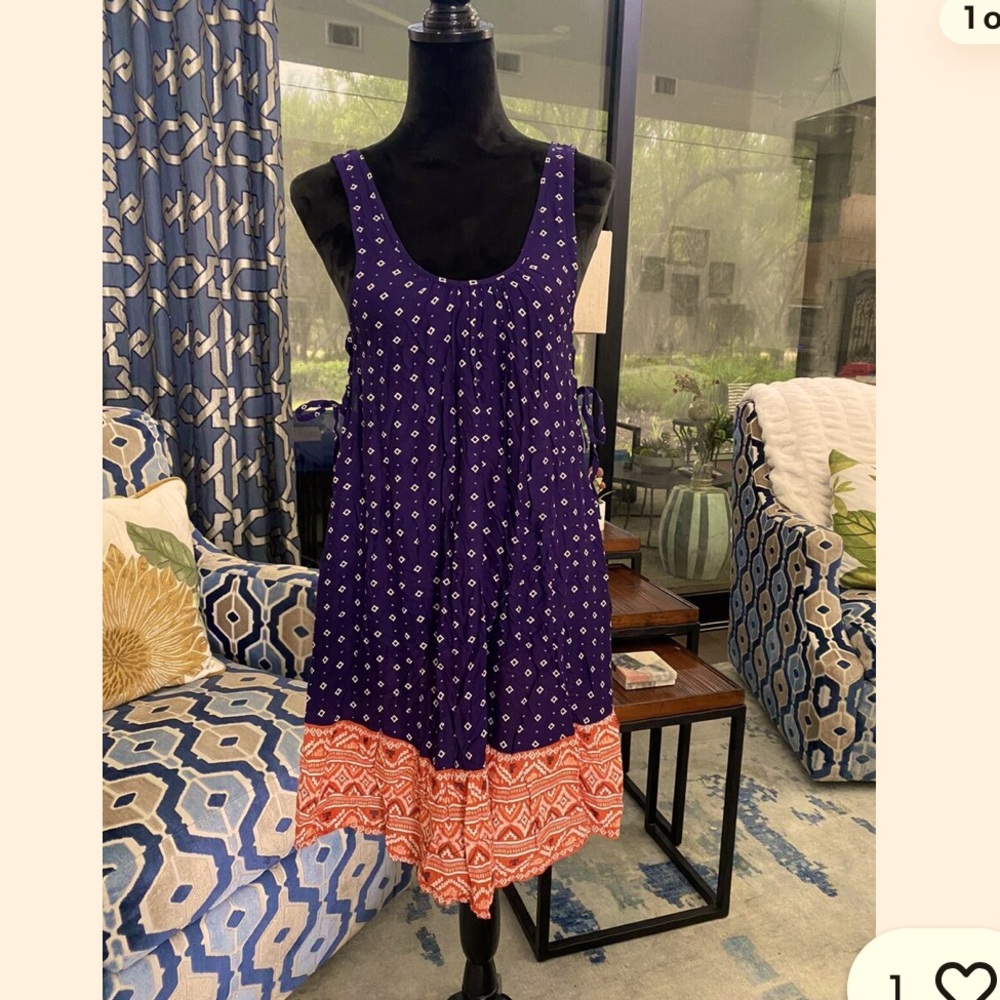 3/$20 Roxy Shadow Play long flowy Tank Women’s Med Blue Side Tie